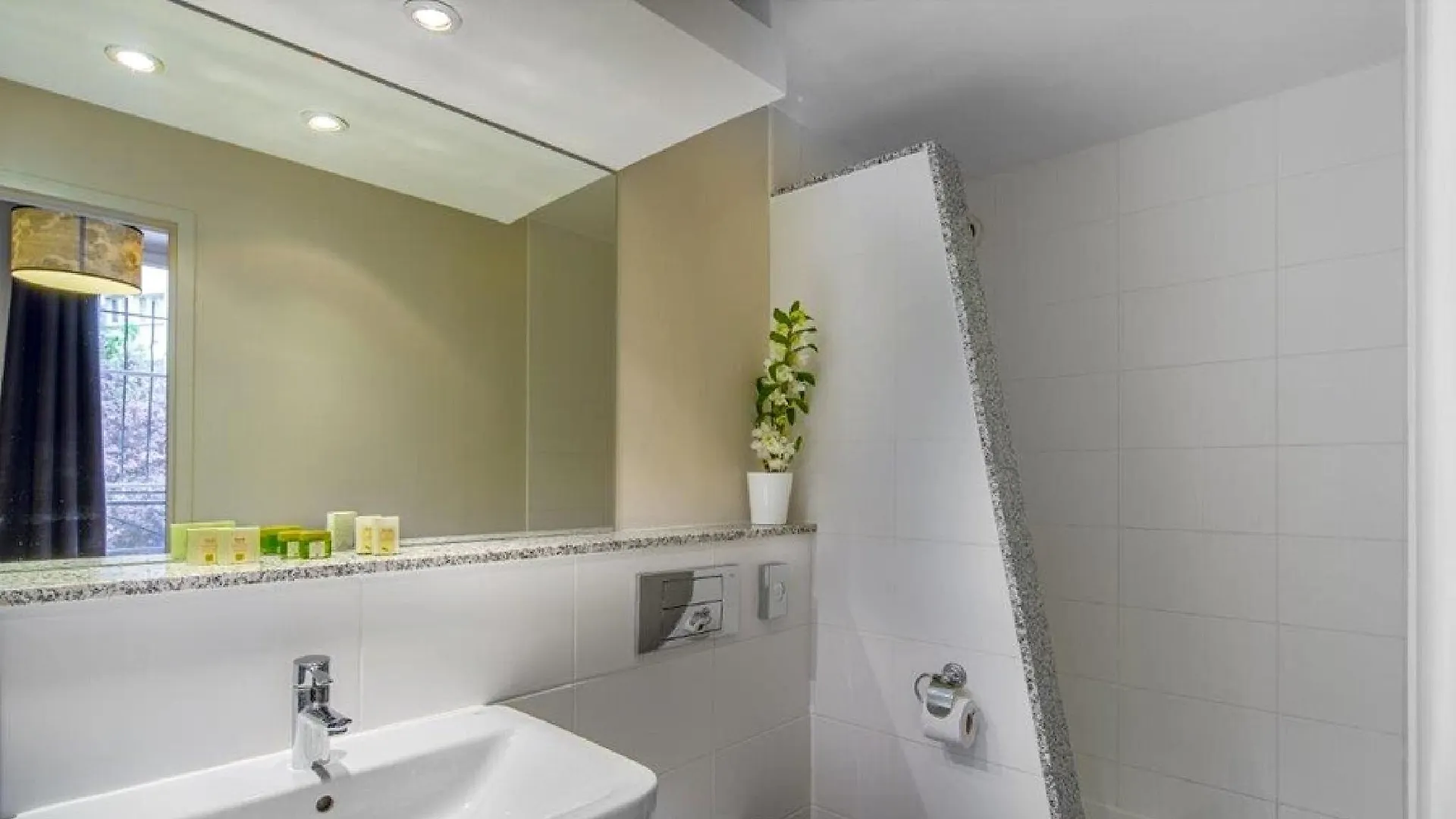 Hotel Claret Bercy Paris