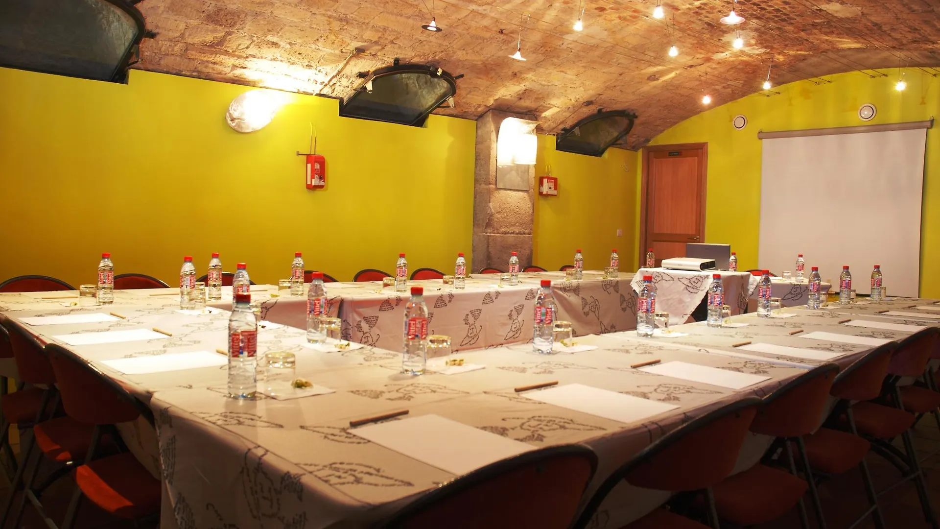 Hotel Claret Bercy 3*